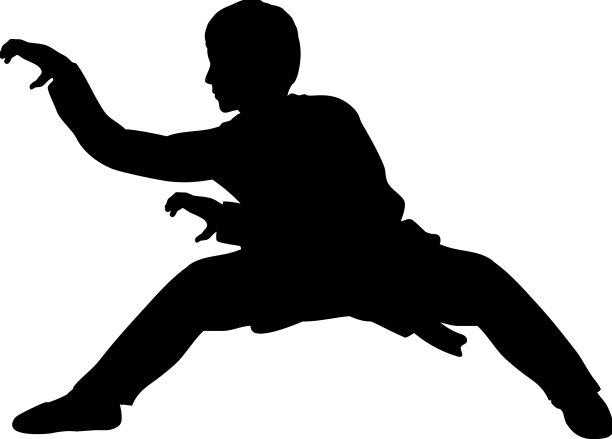 剪影男子训练武术龙的姿势图片下载