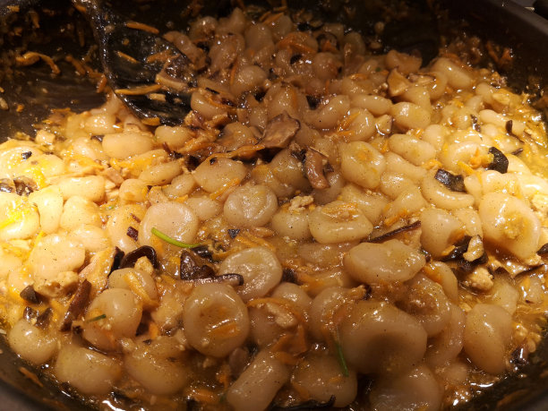 新加坡武吉士街的当地食物图片下载