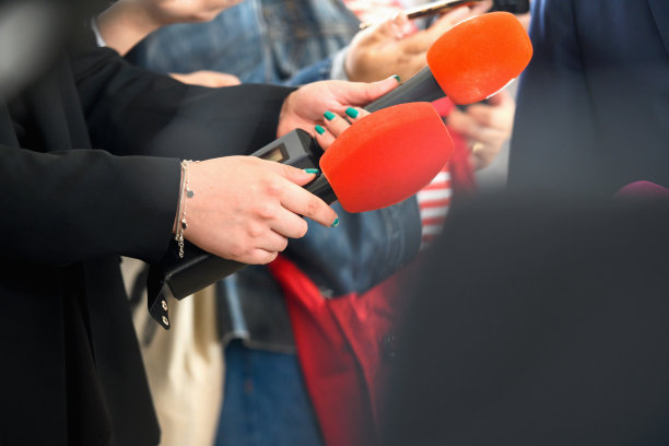 采访政治家或商人图片下载