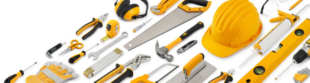 建筑工具与黄色安全帽，白色背景俯视图图片下载