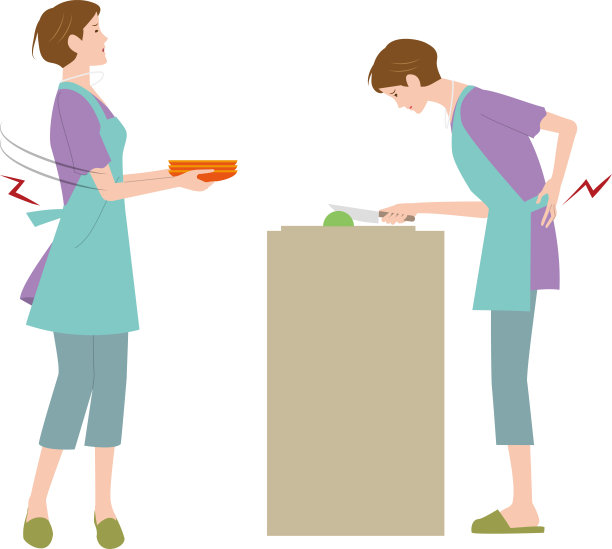 老妇人因厨房杂务感到腰痛图片下载