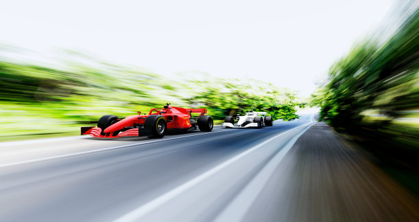 红色赛车在赛道上领先图片下载