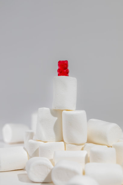 经营理念-成功-领导-站在山顶图片下载