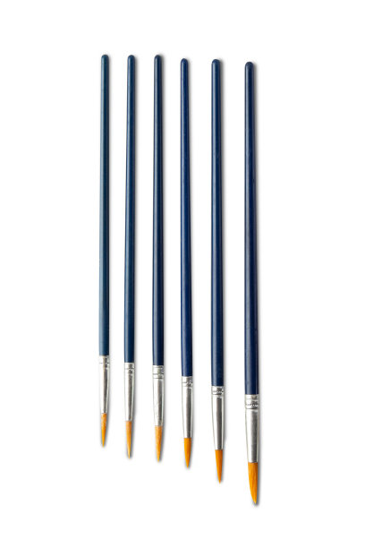 白色背景上带剪切路径的画笔图片下载