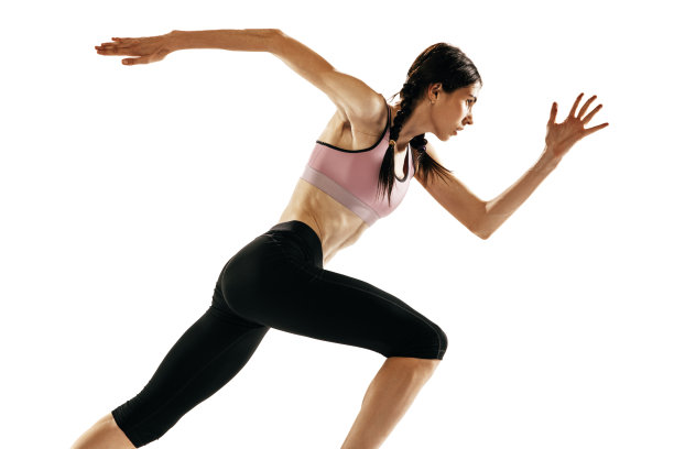 年轻的肌肉女人的肖像跑步孤立在白色背景。一名女性跑步者或慢跑者。体育、田径、竞技概念图片下载