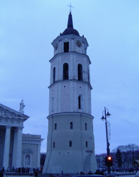 2005年，维尔纽斯大教堂钟楼图片下载