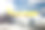 黄色客机在飞行中。飞机在云层上方飞行。图片下载