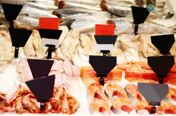 超市里的鲜鱼海鲜图片下载