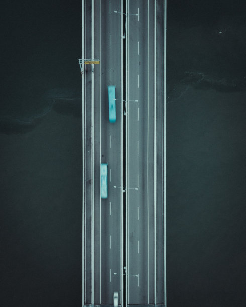 鸟瞰东南亚最长的交通大桥图片下载