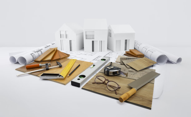 木地板样品、层压板、瓷砖、踢脚板用木工工具在样板间图纸上的样品、室内设计、装修材料铺、规划、销售、安装图片下载