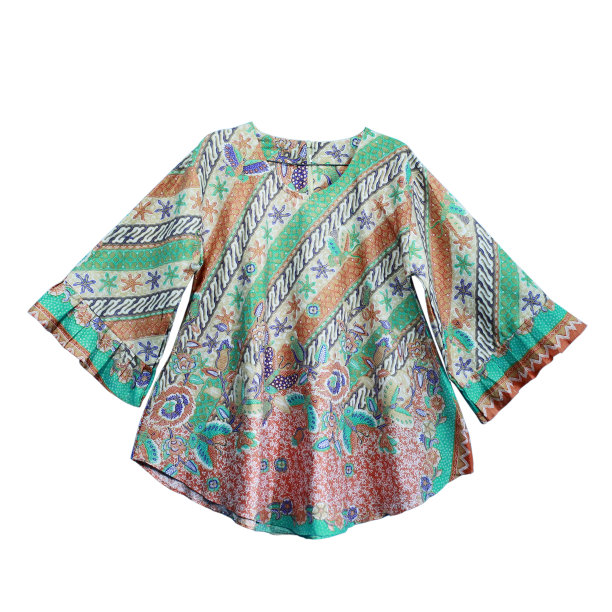 美丽的女人蜡染衣服与柔和的颜色孤立在白色的背景图片下载