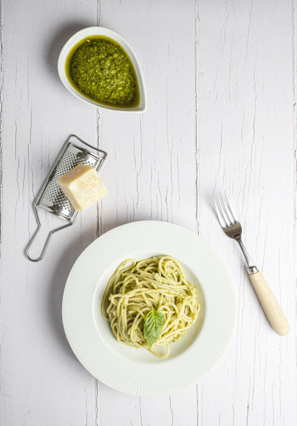意大利面加香蒜沙司。图片下载