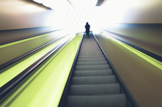 电梯到灯图片下载