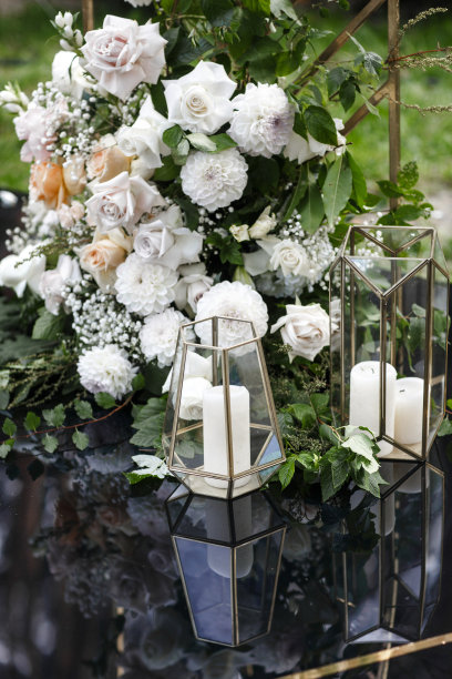 婚礼上的鲜花，特写图片下载