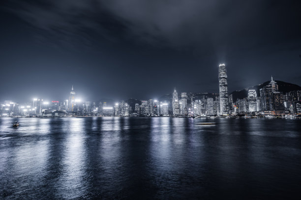 香港夜晚的天际线图片下载