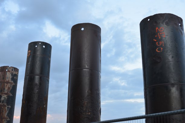 翻新码头疏浚管道图片下载