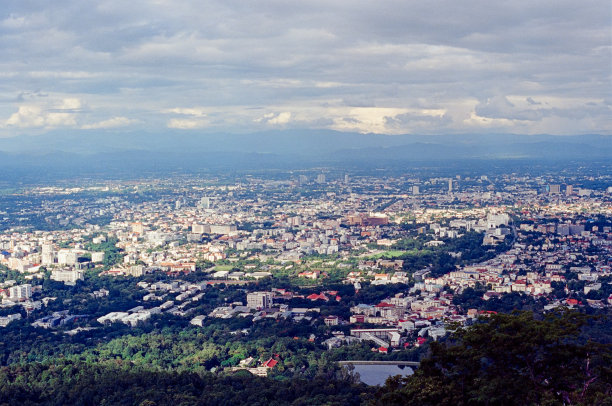 美丽的清迈城市景观与电影图片下载