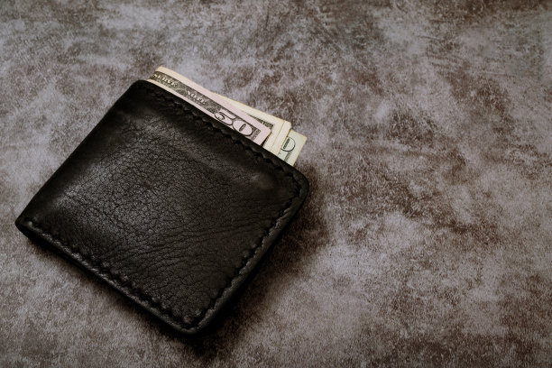 每个月月底的钱包和信用卡支出问题图片下载