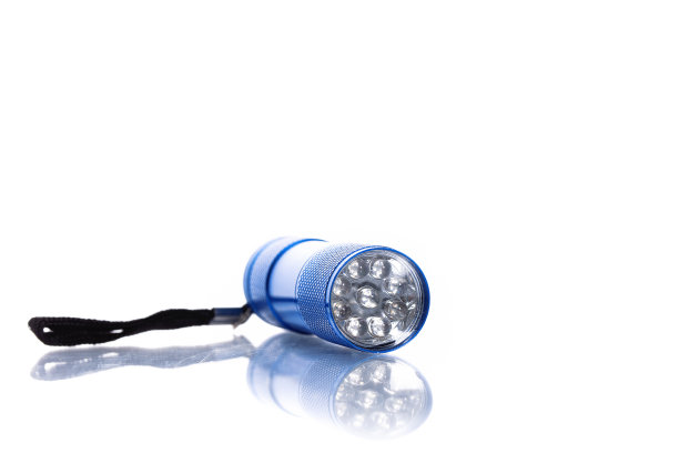 口袋LED手电筒在白色背景图片下载