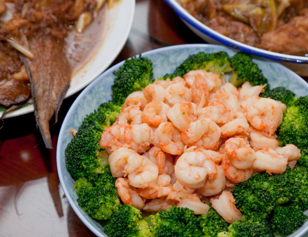 虾仁炒西兰花图片下载