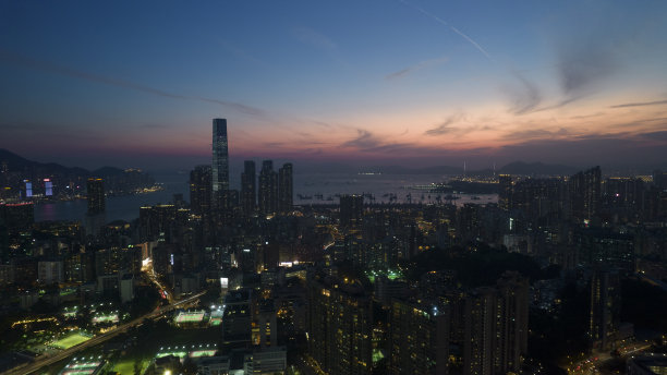 九龙市区夜景，大都会景观图片下载