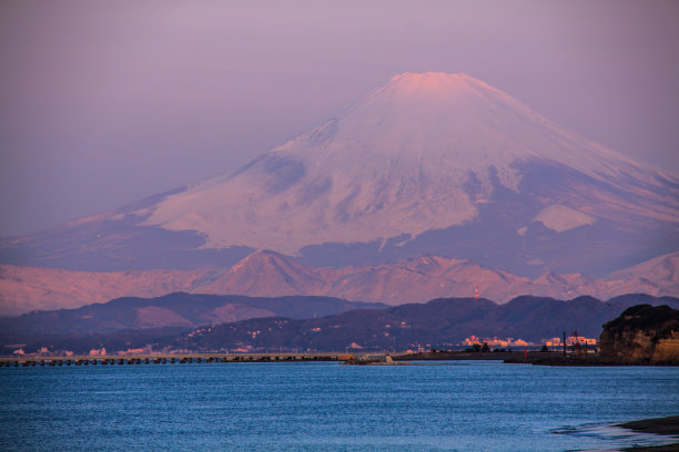 从富士山镰仓看到的日落图片下载