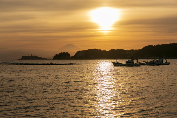 从富士山镰仓看到的日落图片下载