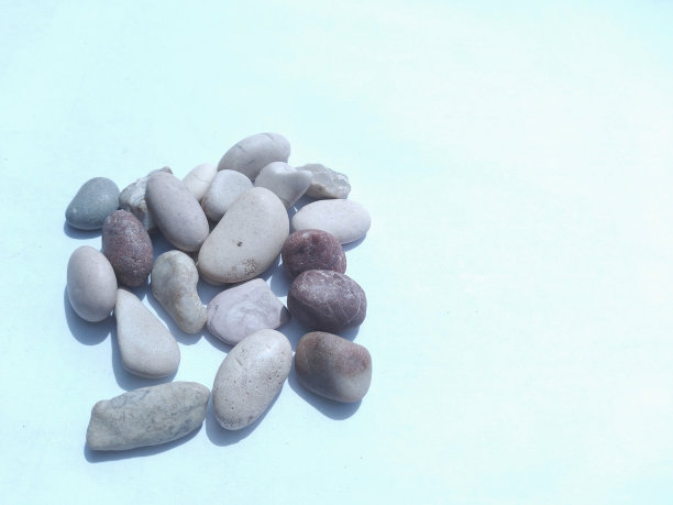 收藏的鹅卵石图片下载