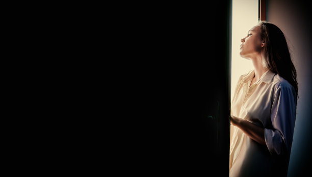 进入到白图片下载