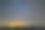 黑暗星空下的草原剪影，夜晚夏日的户外景观图片下载