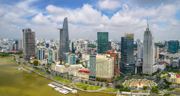 俯视图航拍照片从飞行无人机的胡志明市，越南图片下载