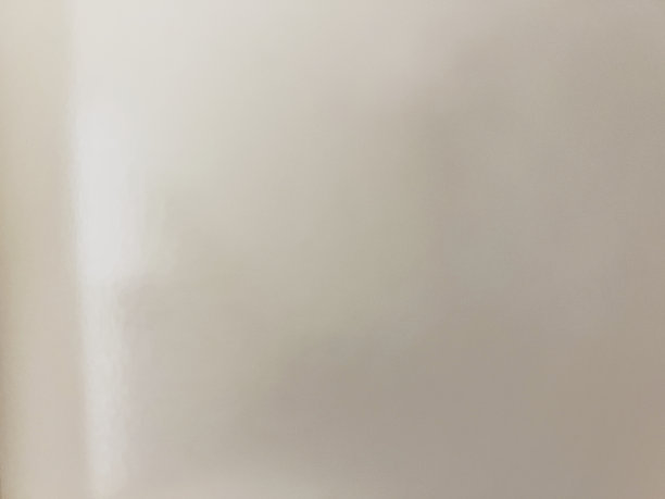 带有深色边框的白色图像。图片下载