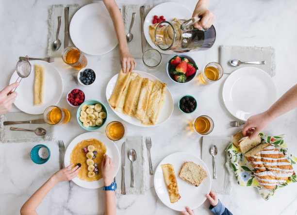 家庭早餐法式薄饼图片下载