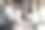 亚洲男孩骑着电动自行车图片下载