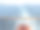 邮轮内空的木制平台的大海背景前图片下载