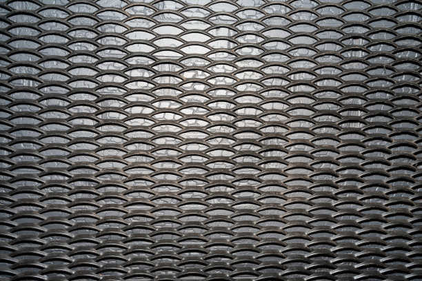 铁地板上有压花。俯视图图片下载