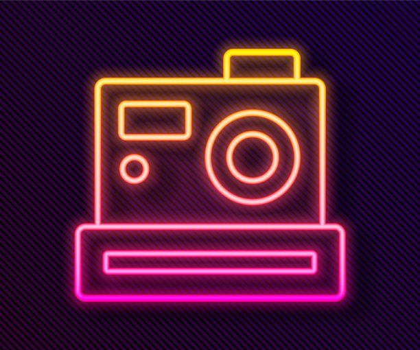 发光的霓虹灯线相机图标孤立上图片下载