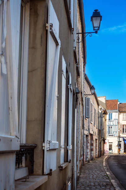 法国普罗旺斯——2022年6月11日:法国普罗旺斯的街景图片下载