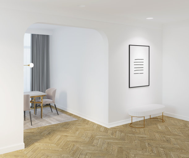 明亮的室内，镶木地板上放着白色搁脚凳，上面有一张背光的垂直海报。透过宽阔的拱门，你可以看到一张餐桌，餐桌上有椅子，靠近窗户，挂着窗帘。图片下载