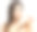 湿发美女模特。面部皮肤护理与健康。年轻的女人与丰满的嘴唇和自然的妆容持有百合花在白色隔离。女性水疗化妆品和美容图片下载