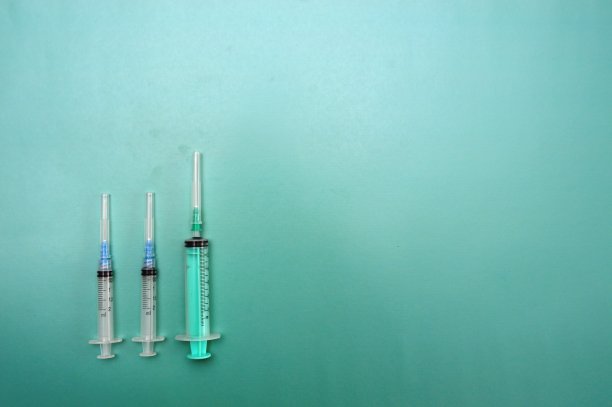 医疗注射器图片下载