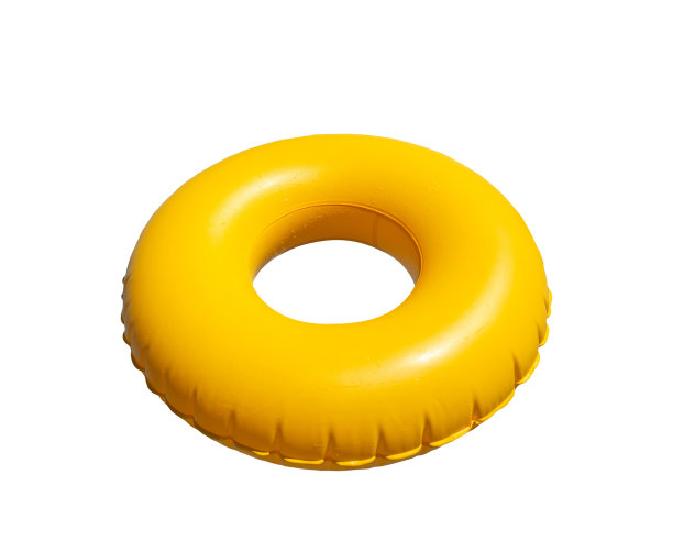 白色背景上孤立的黄色充气环图片下载
