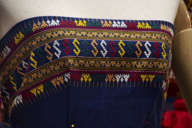 手工织布面料是当地民间智慧染自然色的传统服饰种，是东北或东北地区的时尚图片下载