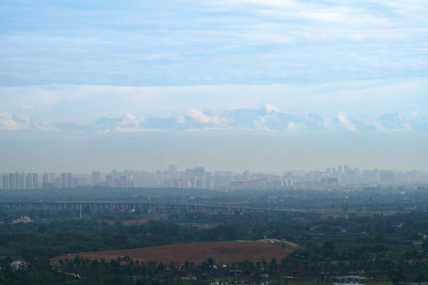 晨雾城市图片下载