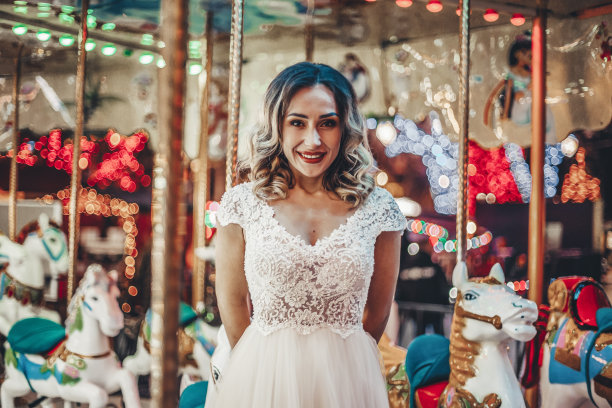 圣诞照片美丽的女人与雪图片下载