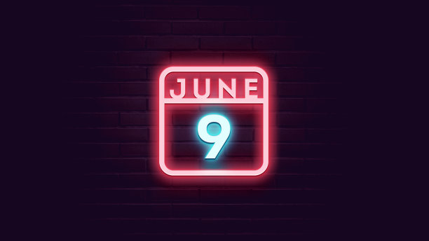 6月9日日历与霓虹蓝色和红色霓虹灯在砖的背景图片下载