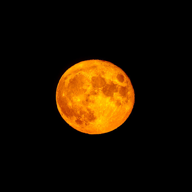 红色的满月也叫血月图片下载