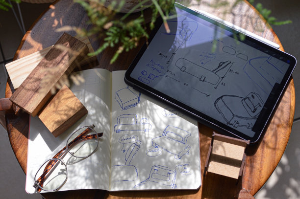 家具设计流程，数字绘图和模拟绘图。图片下载