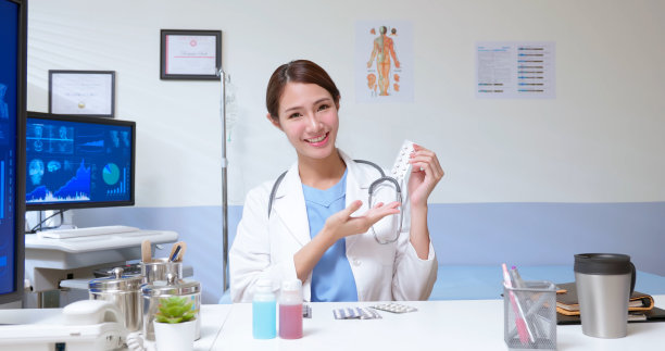 女医生介绍药物图片下载