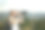 专业摄影师在山里用现代相机拍照图片下载